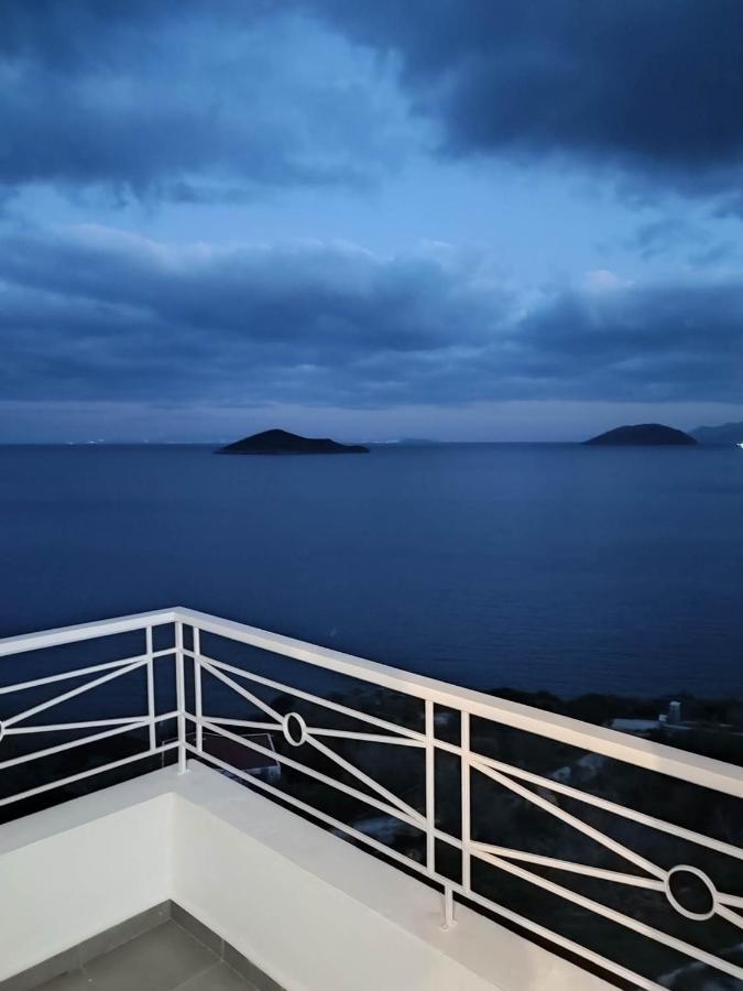 Infinity Blue Suite Panteli Buitenkant foto