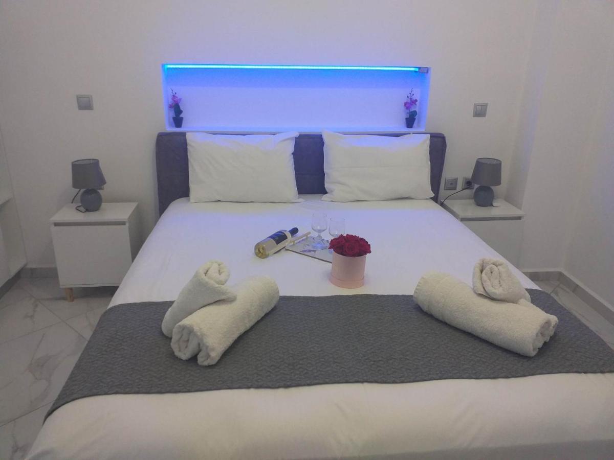 Infinity Blue Suite Panteli Buitenkant foto
