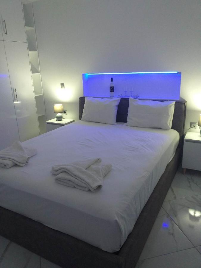 Infinity Blue Suite Panteli Buitenkant foto