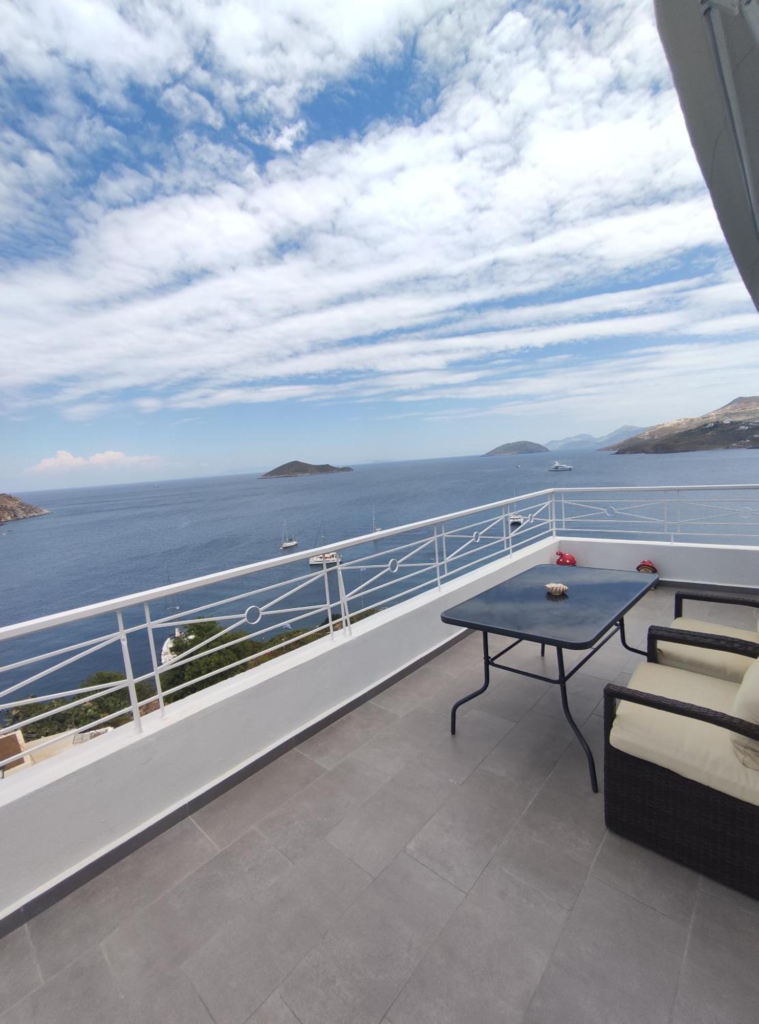 Infinity Blue Suite Panteli Buitenkant foto