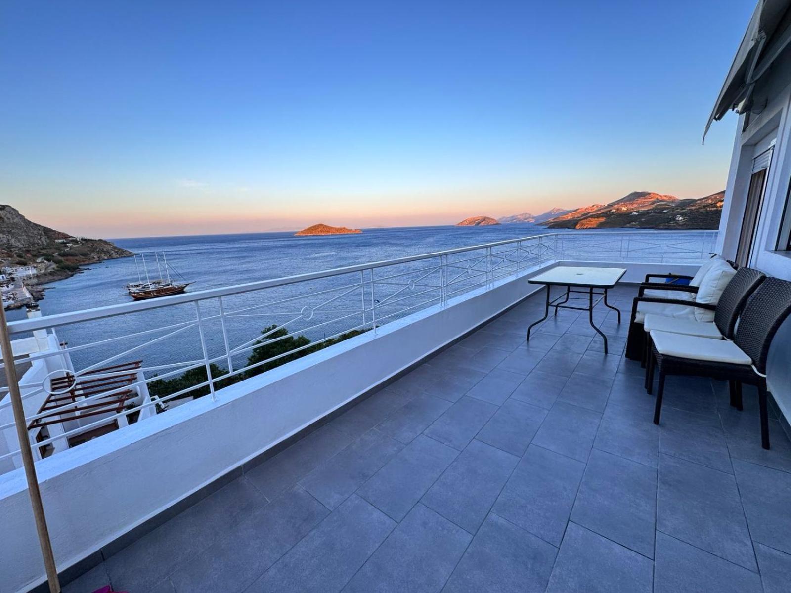 Infinity Blue Suite Panteli Buitenkant foto