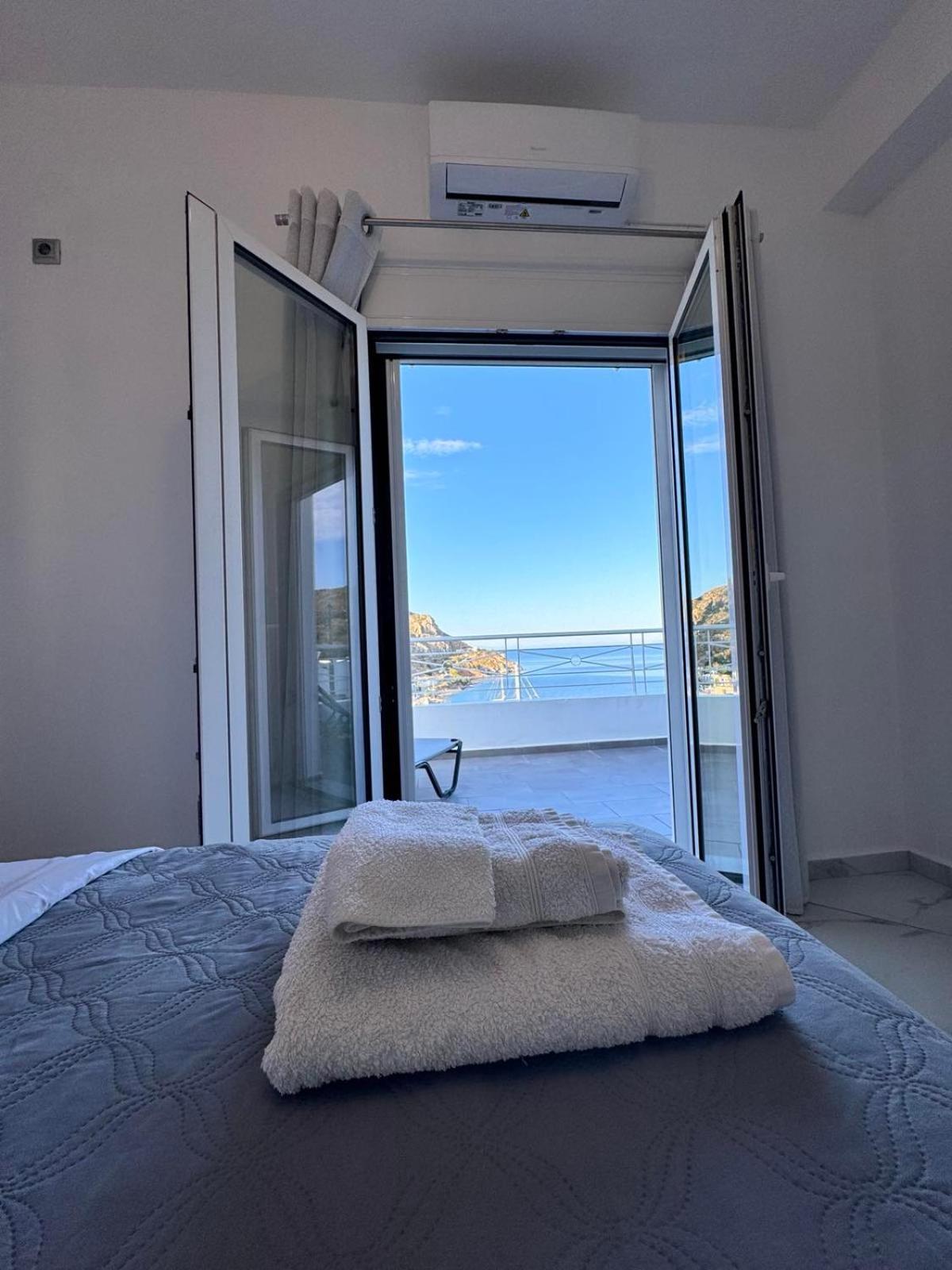 Infinity Blue Suite Panteli Buitenkant foto